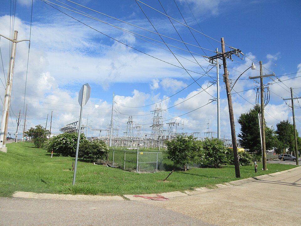 Players at a Dallas pickleball court